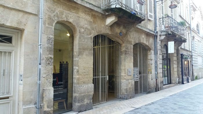Travaux de rénovation complète pour création de bar à tapas dans Bordeaux